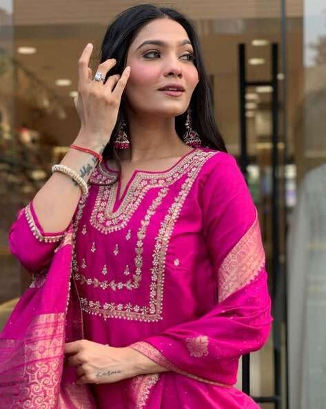KarteLo's Women's Viscose Silk Heavy Embroidered Straight Kurta with Trouser & Banarasi Jacquard Dupatta Set